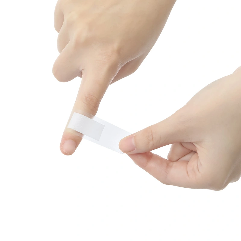 Băng cá nhân trong suốt Plaid Ace Band-S (1.8 x 7.2cm) hộp 100 miếng - 14